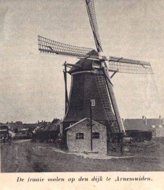 De in 1737 gebouwde korenmolen. De in 1737 gebouwde korenmolen.