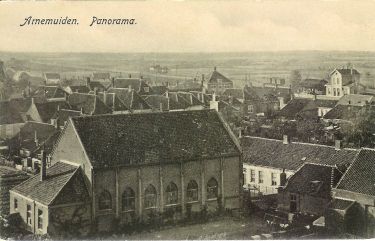 Het vroegere kerkgebouw van de Gereformeerde kerk aan de Lionstraat. In 1903 is deze kerk in gebruik genomen en in 1968 gesloopt. Het vroegere kerkgebouw van de Gereformeerde kerk aan de Lionstraat. In 1903 is deze kerk in gebruik genomen en in 1968 gesloopt.